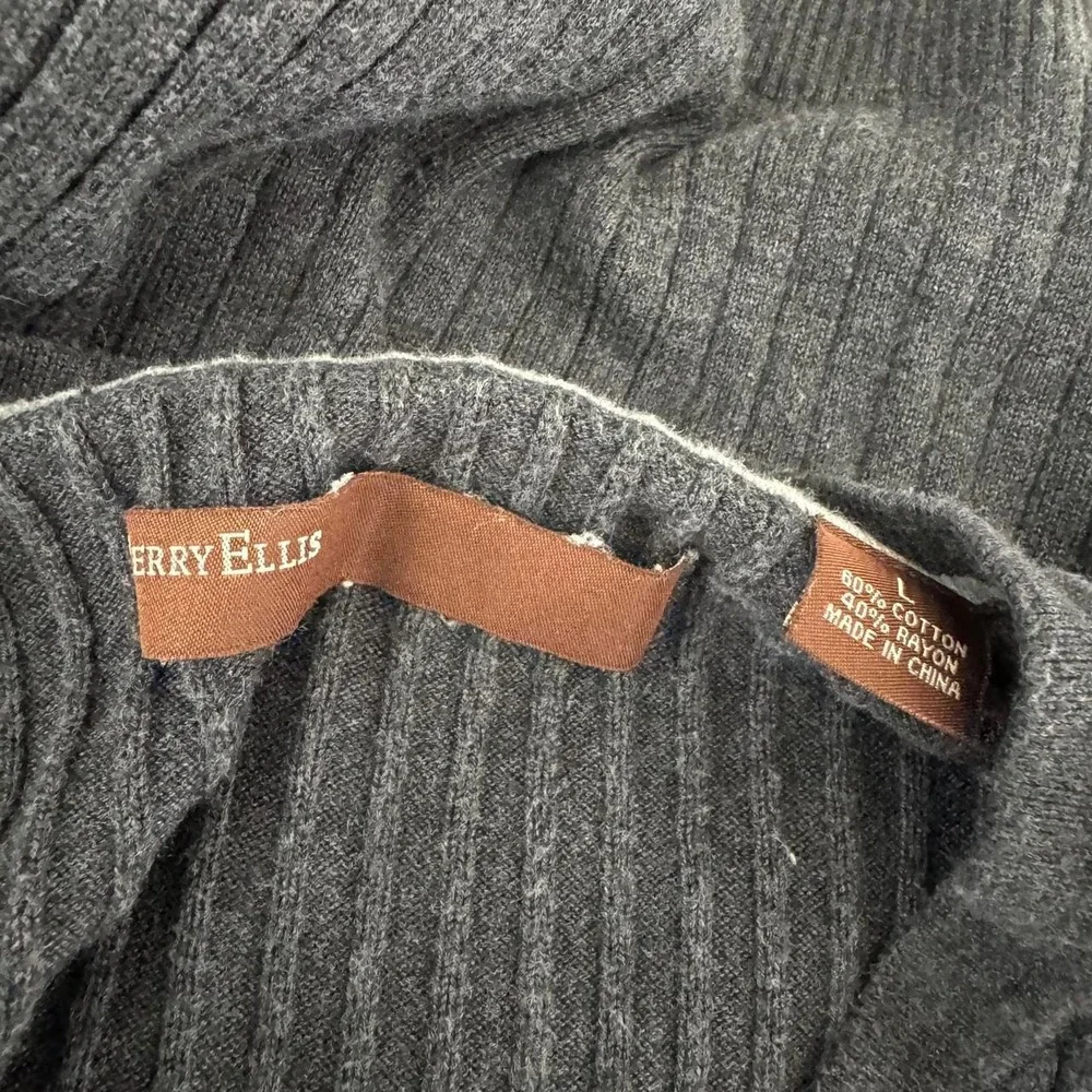 Perry Ellis gray ribbed knit cotton & rayon sweater in a L
